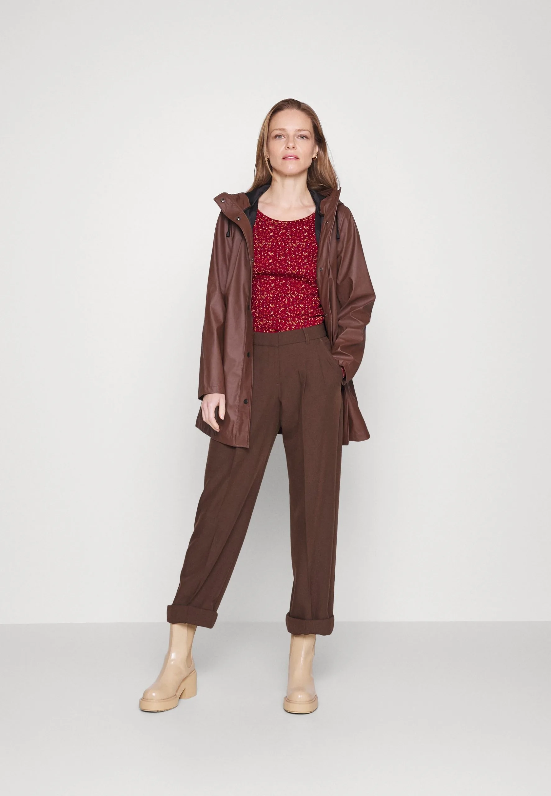 Edc By Esprit Topper Langermet - Cherry Red 4 Edc By Esprit Topper Langermet - Cherry Red - Bilde 2