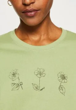 Edc By Esprit Tee- T-Shirts Med Print - Pistachio Green 13 Edc By Esprit Tee- T-Shirts Med Print - Pistachio Green -ESPRIT Butikk 01ba4750f59543babc664d986164b518