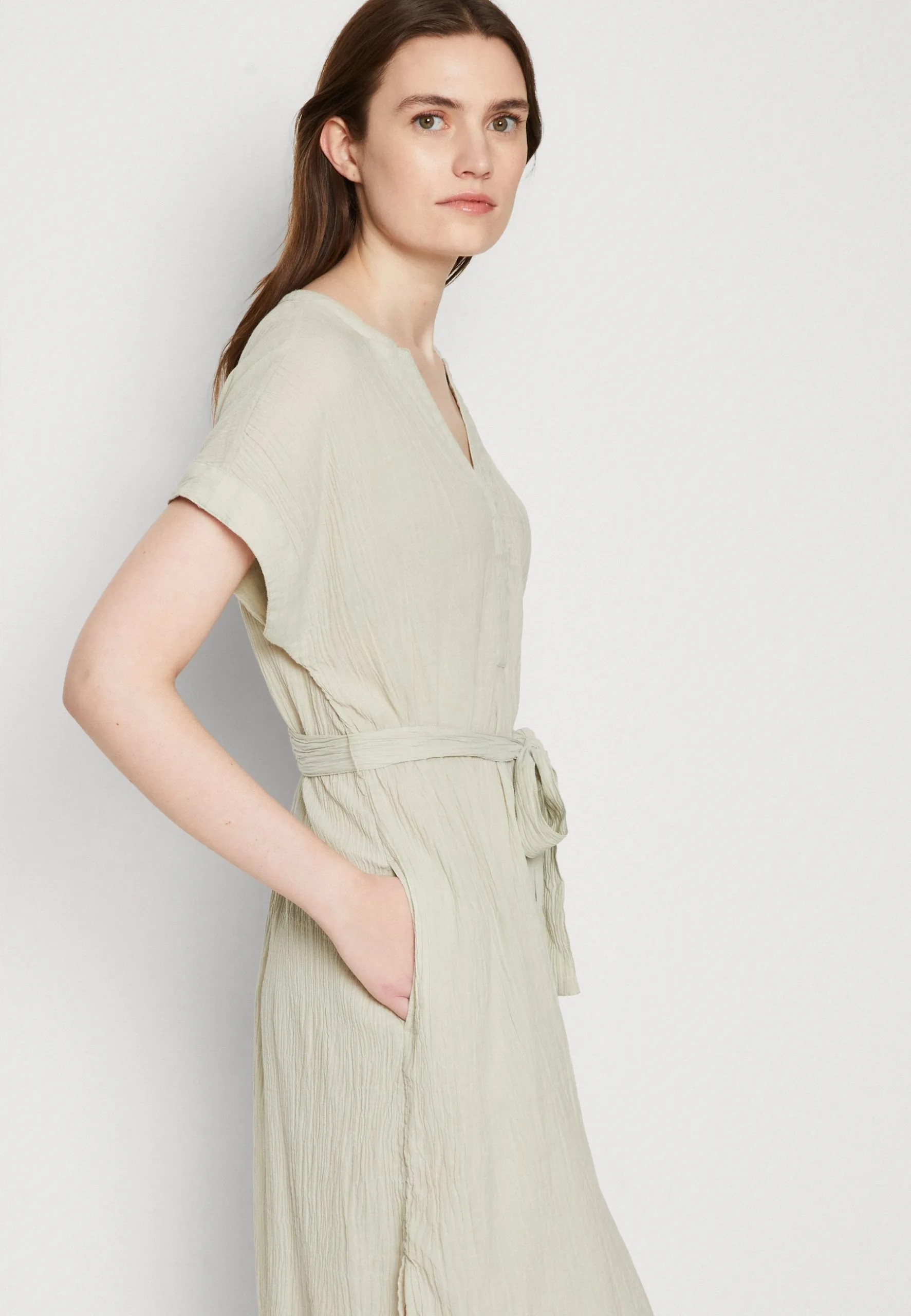 ESPRIT Dress- Kjole - Dusty Green 6 ESPRIT Dress- Kjole - Dusty Green - Bilde 4