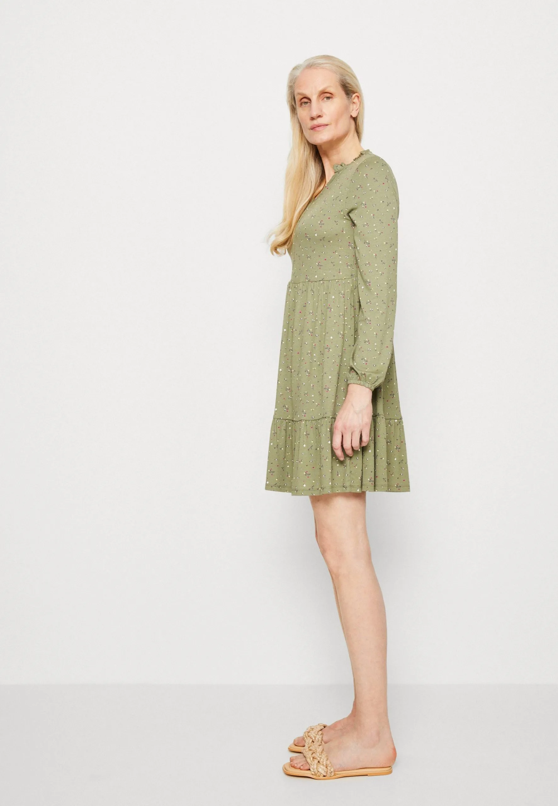 Edc By Esprit Jerseykjole - Light Khaki 6 Edc By Esprit Jerseykjole - Light Khaki - Bilde 4