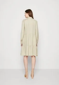 ESPRIT Dress - Skjortekjole - Dusty Green 10 ESPRIT Dress - Skjortekjole - Dusty Green -ESPRIT Butikk 0a7e11495a2545518eaff9f4ceb25bd3