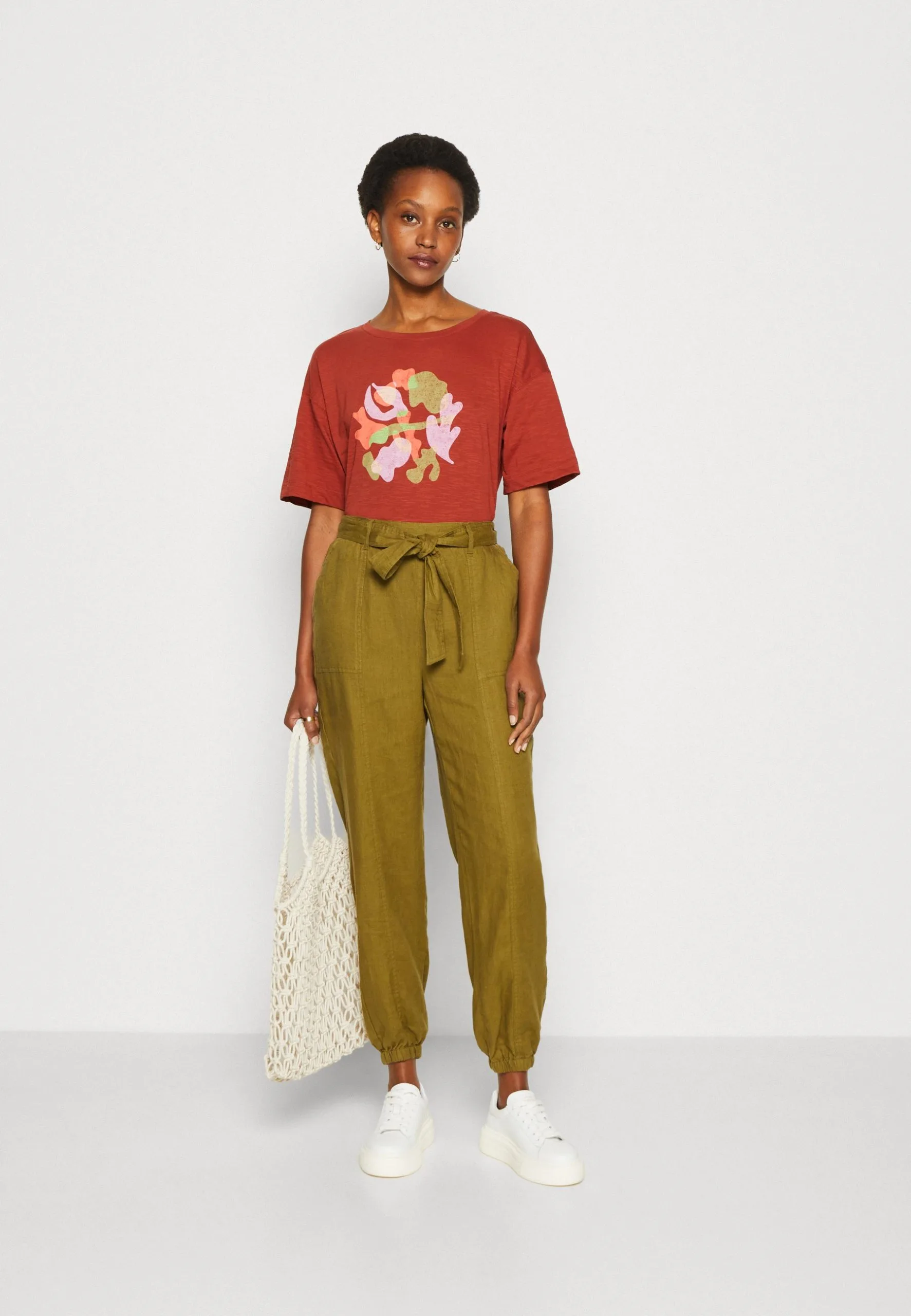 ESPRIT T-Shirts Med Print - Terracotta 4 ESPRIT T-Shirts Med Print - Terracotta - Bilde 2