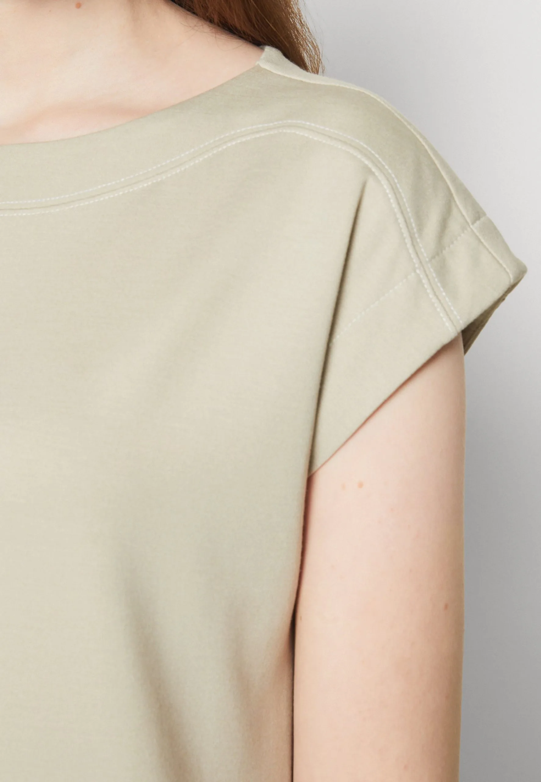 ESPRIT Dress Above Knee - Jerseykjole - Dusty Green 8 ESPRIT Dress Above Knee - Jerseykjole - Dusty Green - Bilde 6