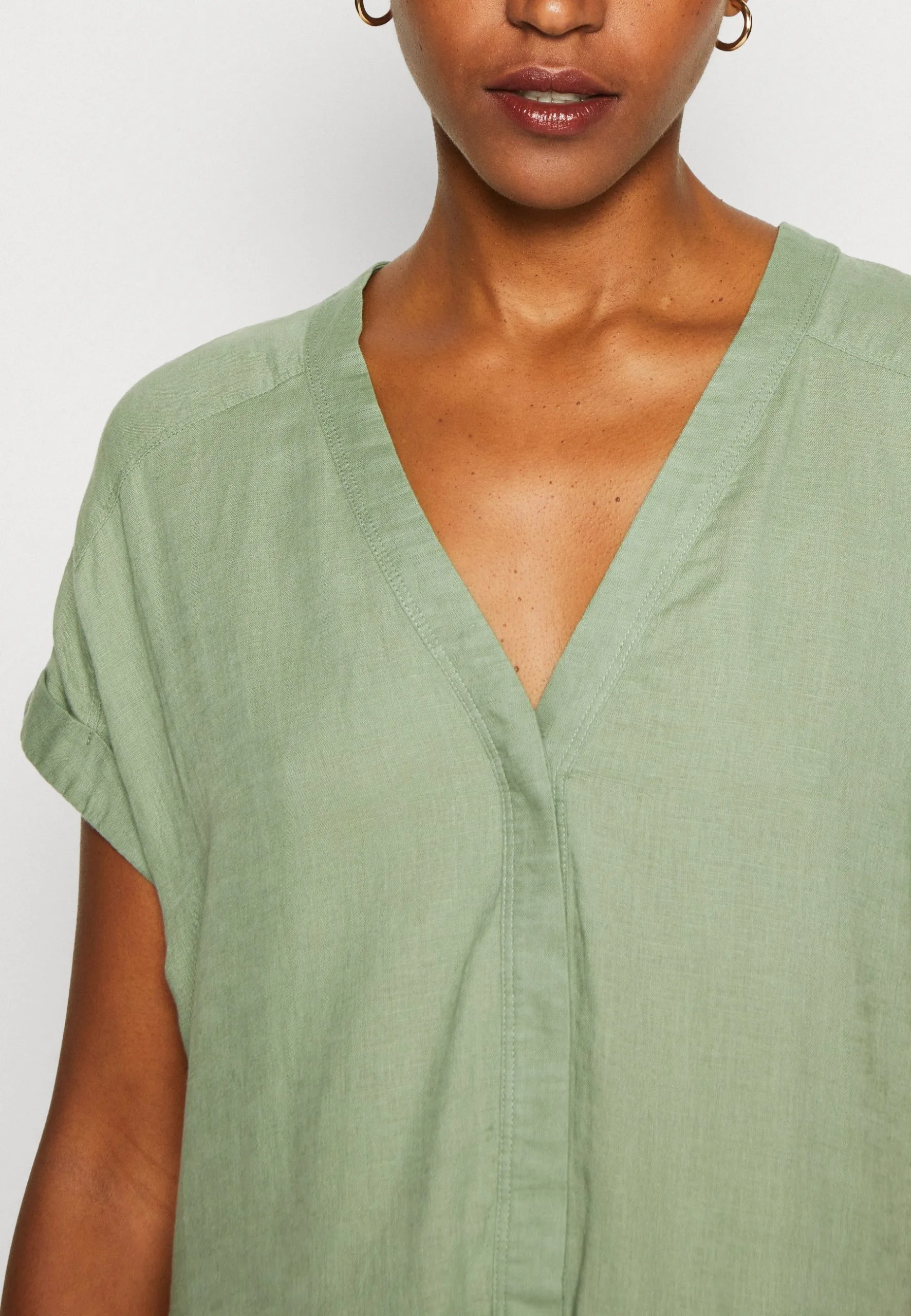 ESPRIT Dress - Kjole - Pale Khaki 8 ESPRIT Dress - Kjole - Pale Khaki - Bilde 6