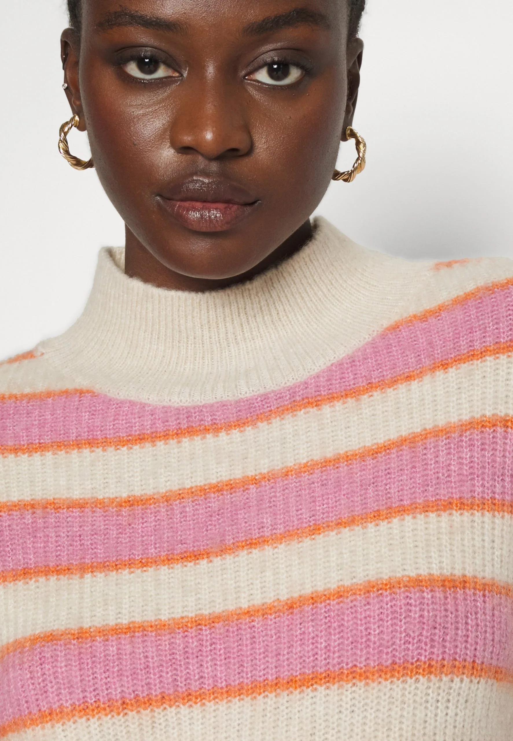 ESPRIT Striped- Strikkegenser - Off White 7 ESPRIT Striped- Strikkegenser - Off White - Bilde 6