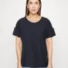 Edc By Esprit Open Structure - T-Shirts Med Print - Navy -ESPRIT Butikk 18aac74903d04057a08a414a8fceebac