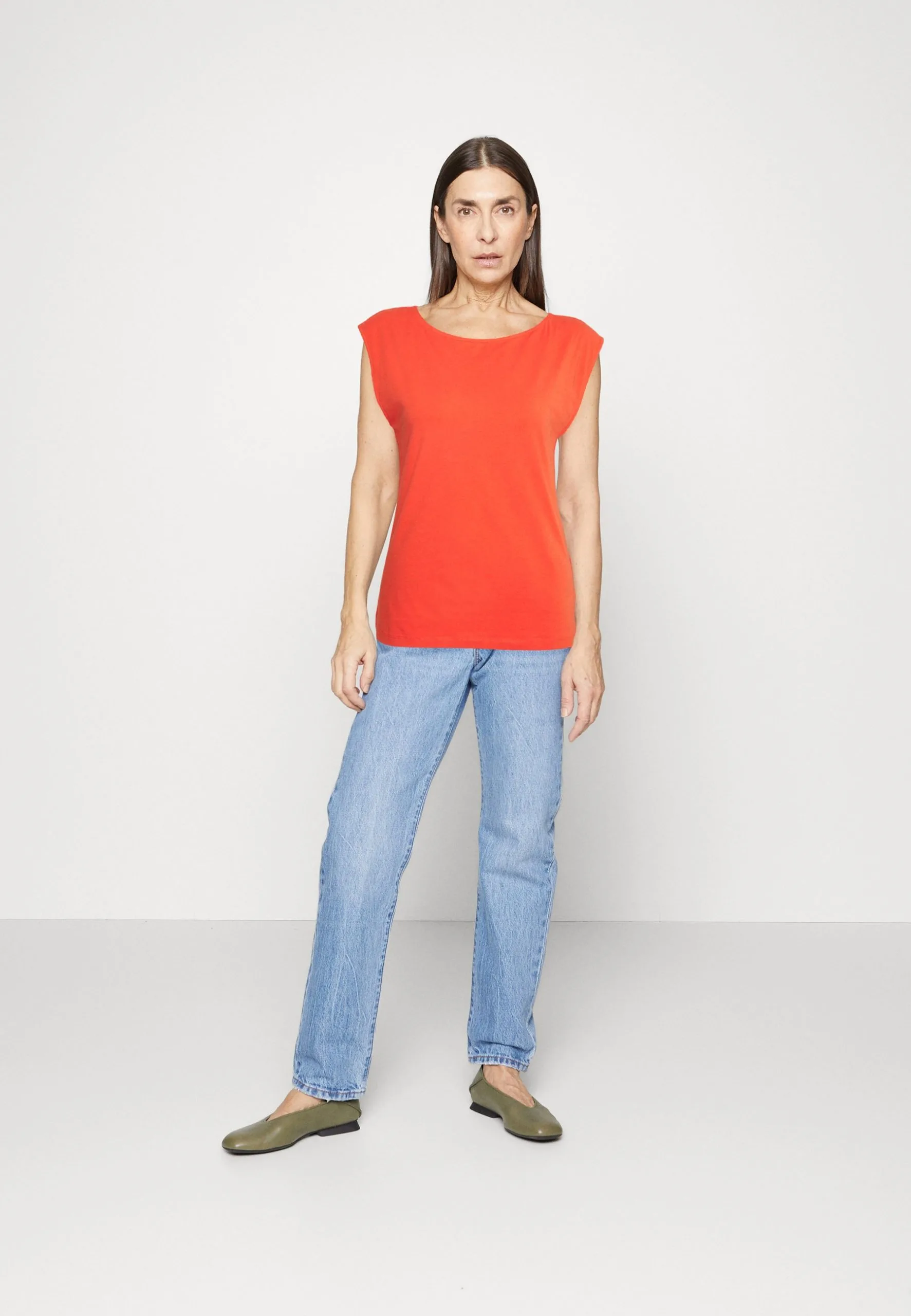 ESPRIT Tee - T-Shirts - Orange Red 4 ESPRIT Tee - T-Shirts - Orange Red - Bilde 2
