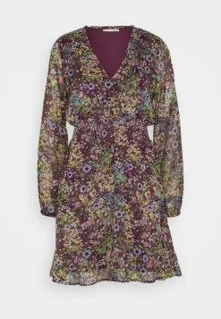 Edc By Esprit Dress - Kjole - Dark Purple 12 Edc By Esprit Dress - Kjole - Dark Purple -ESPRIT Butikk 1a176c3dee1543498cafc38aee97081b
