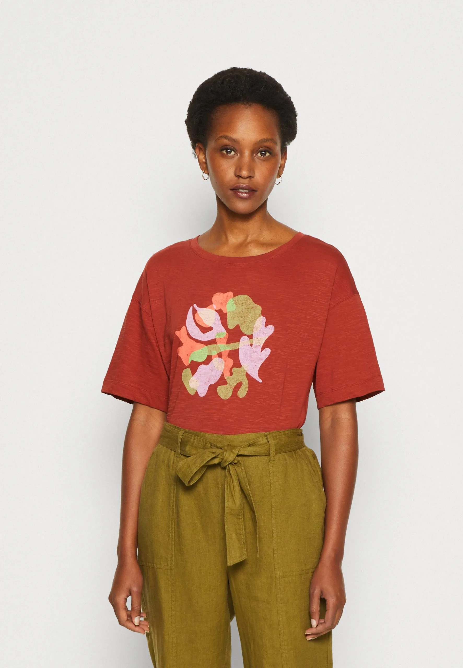 ESPRIT T-Shirts Med Print - Terracotta 3 ESPRIT T-Shirts Med Print - Terracotta