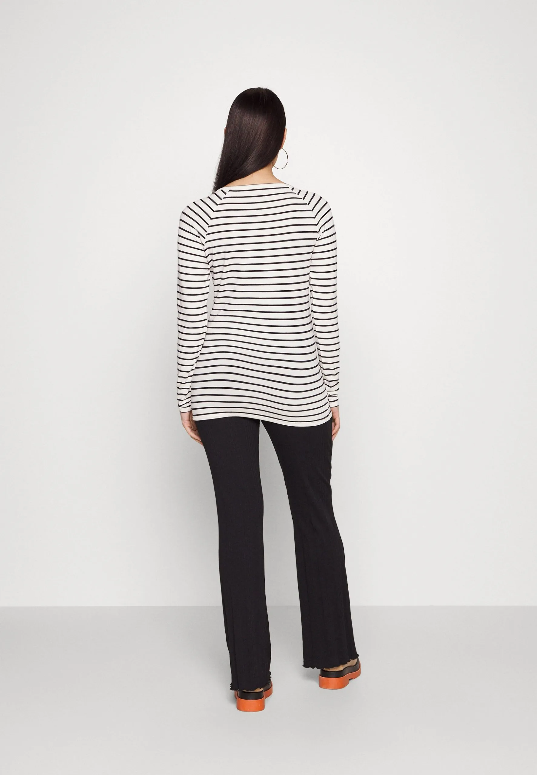 Nursing Long Sleeve Stripe - Topper Langermet - Night Sky Blue 5 Nursing Long Sleeve Stripe - Topper Langermet - Night Sky Blue - Bilde 3