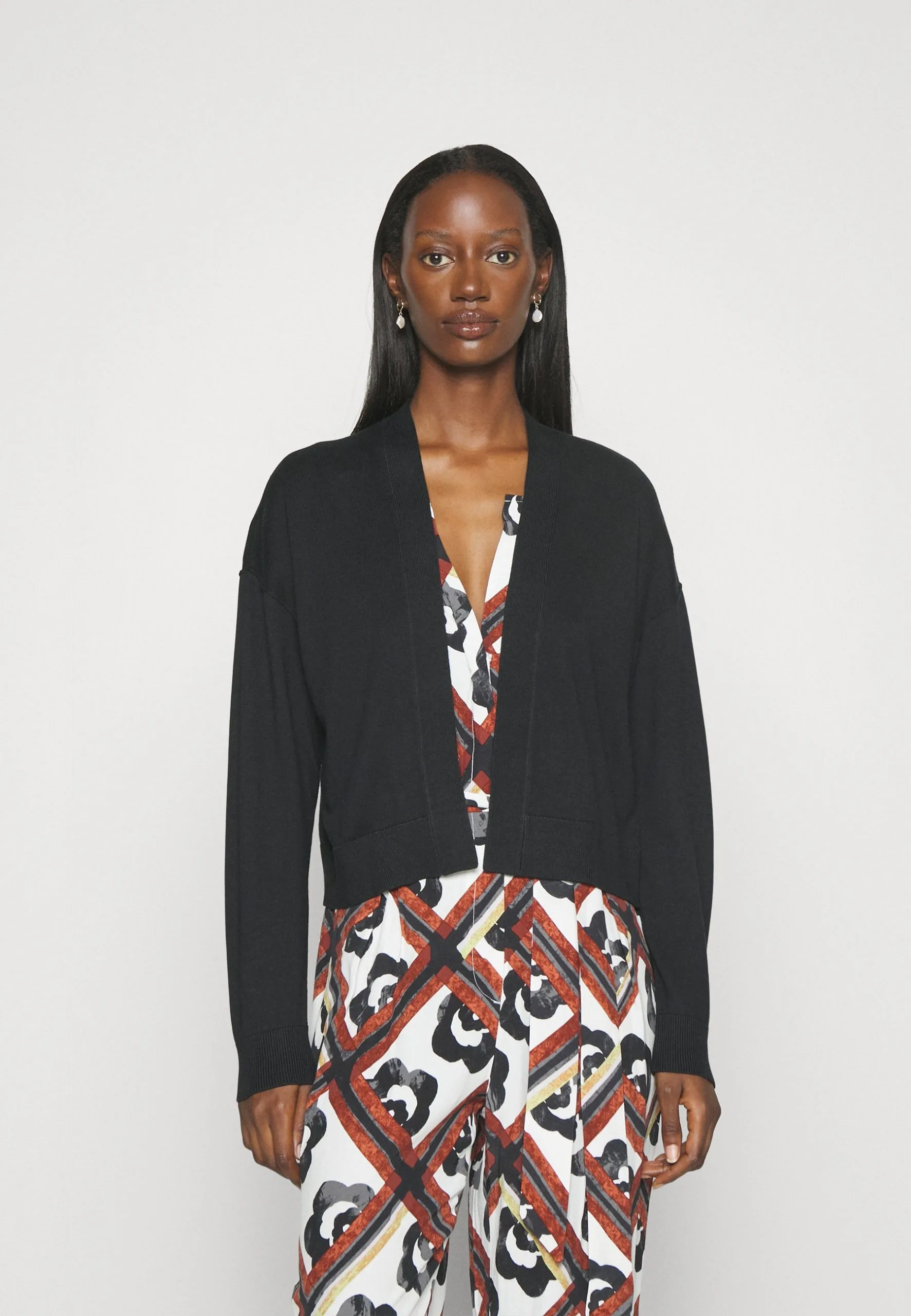 Edc By Esprit Open- Cardigan - Black 3 Edc By Esprit Open- Cardigan - Black