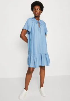 Edc By Esprit Dress - Dongerikjole - Blue Medium Wash 11 Edc By Esprit Dress - Dongerikjole - Blue Medium Wash -ESPRIT Butikk 266192a262ff42a4ae9d62c83242d0c8