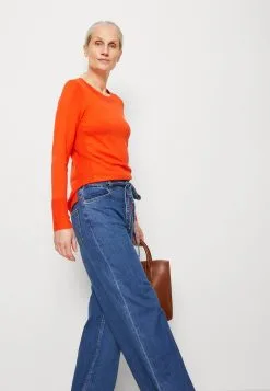 ESPRIT Roundneck- Strikkegenser - Orange Red 11 ESPRIT Roundneck- Strikkegenser - Orange Red -ESPRIT Butikk 27e02ecb3c974145bf3a9dd198a98377