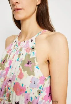 Edc By Esprit Neckholder Dress - Maxikjole - Pink 13 Edc By Esprit Neckholder Dress - Maxikjole - Pink -ESPRIT Butikk 2a88d3f41c2a4bcba16ff645a1c0f94d