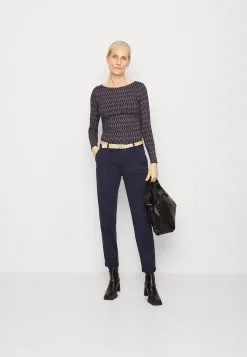 ESPRIT Gather - Topper Langermet - Navy 9 ESPRIT Gather - Topper Langermet - Navy -ESPRIT Butikk 2d889447a0a141718ad3fe55bb984080