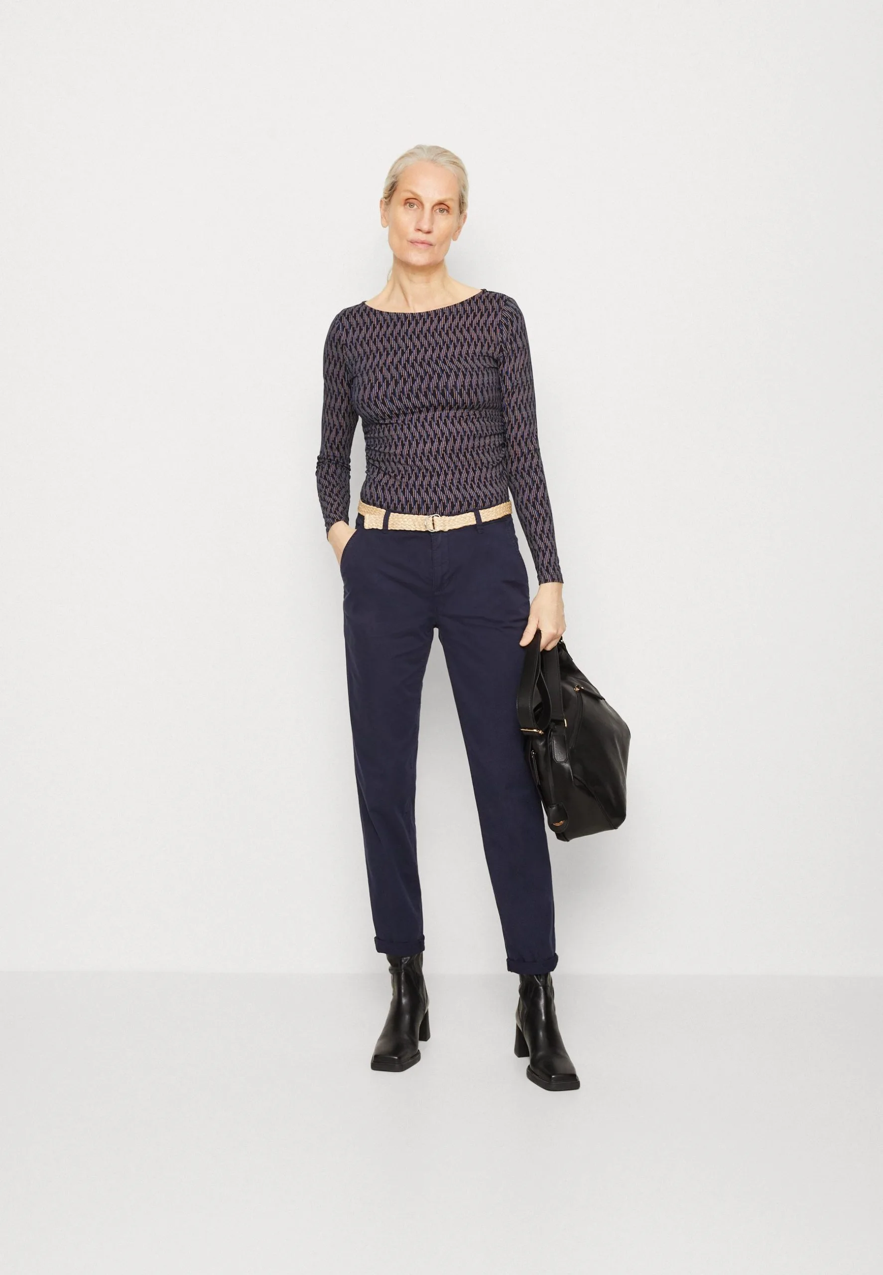 ESPRIT Gather - Topper Langermet - Navy 4 ESPRIT Gather - Topper Langermet - Navy - Bilde 2
