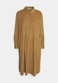 ESPRIT Kjole -Beige 12 ESPRIT Kjole -Beige -ESPRIT Butikk 2f110b11e1fe4ee7b557b768938a6358