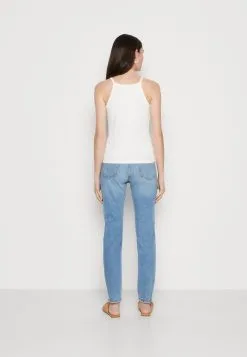 Edc By Esprit Embro - Topper - Off White -ESPRIT Butikk 31115fc45bc941f1a1dca42f2bb2850d