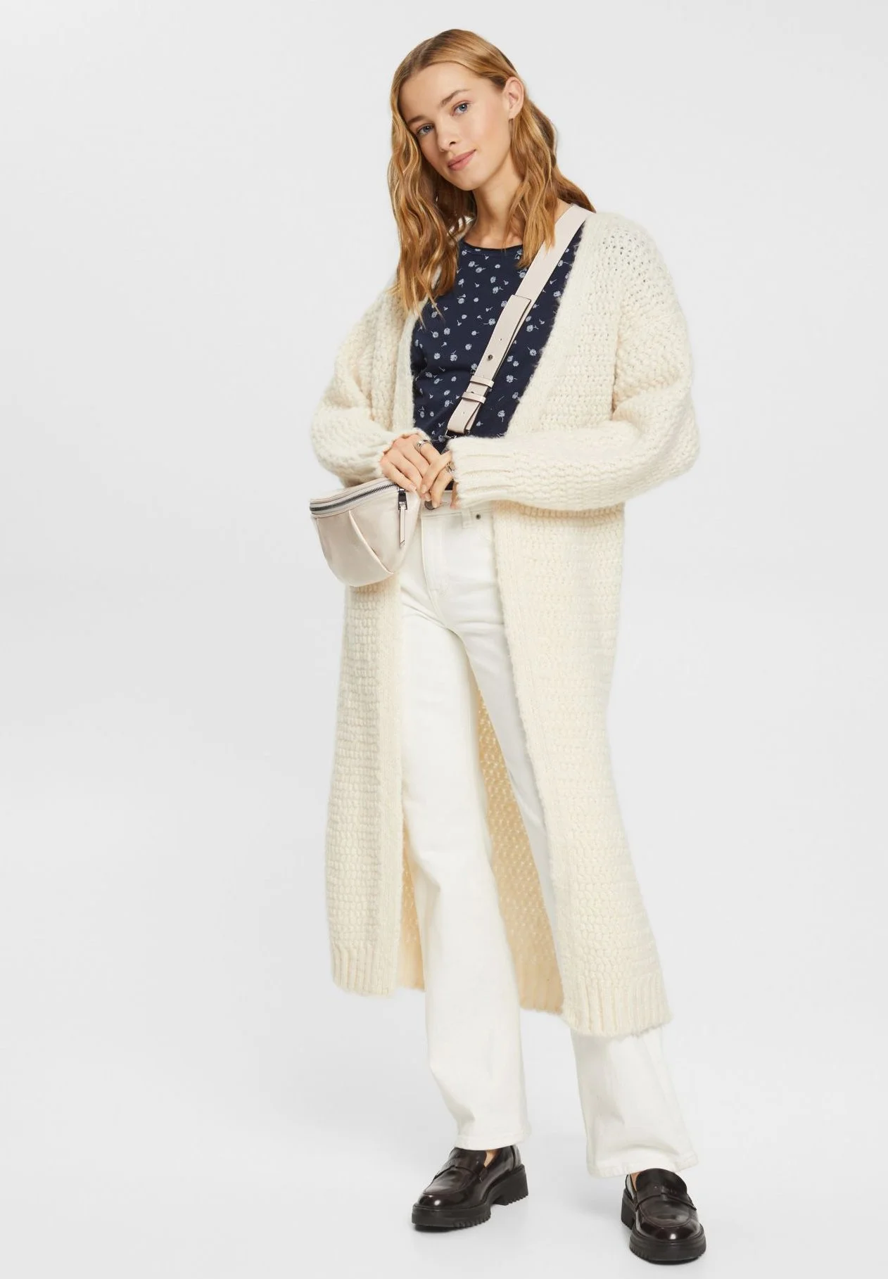 ESPRIT Core - T-Shirts Med Print - Navy 7 ESPRIT Core - T-Shirts Med Print - Navy - Bilde 5