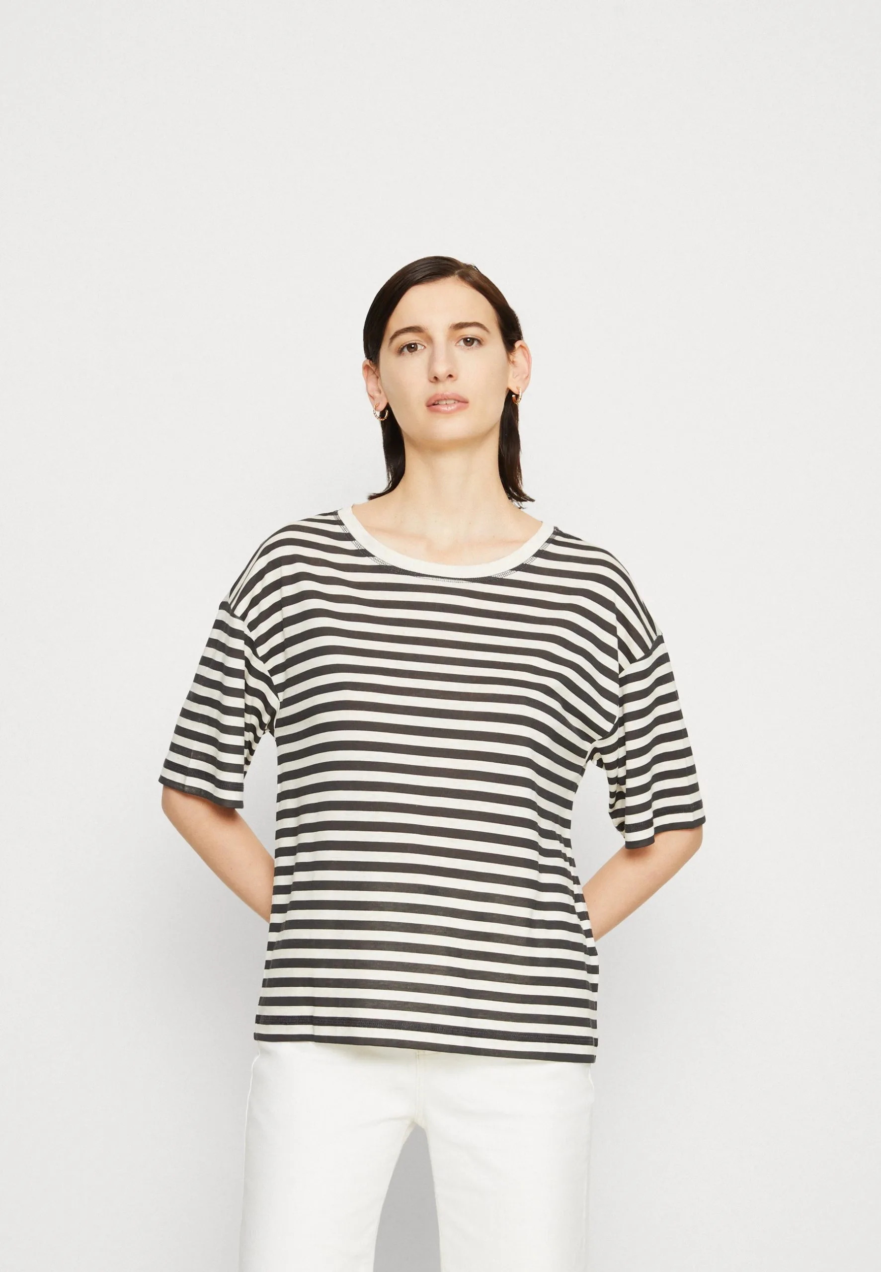 ESPRIT Boxy - T-Shirts Med Print - Anthracite 3 ESPRIT Boxy - T-Shirts Med Print - Anthracite