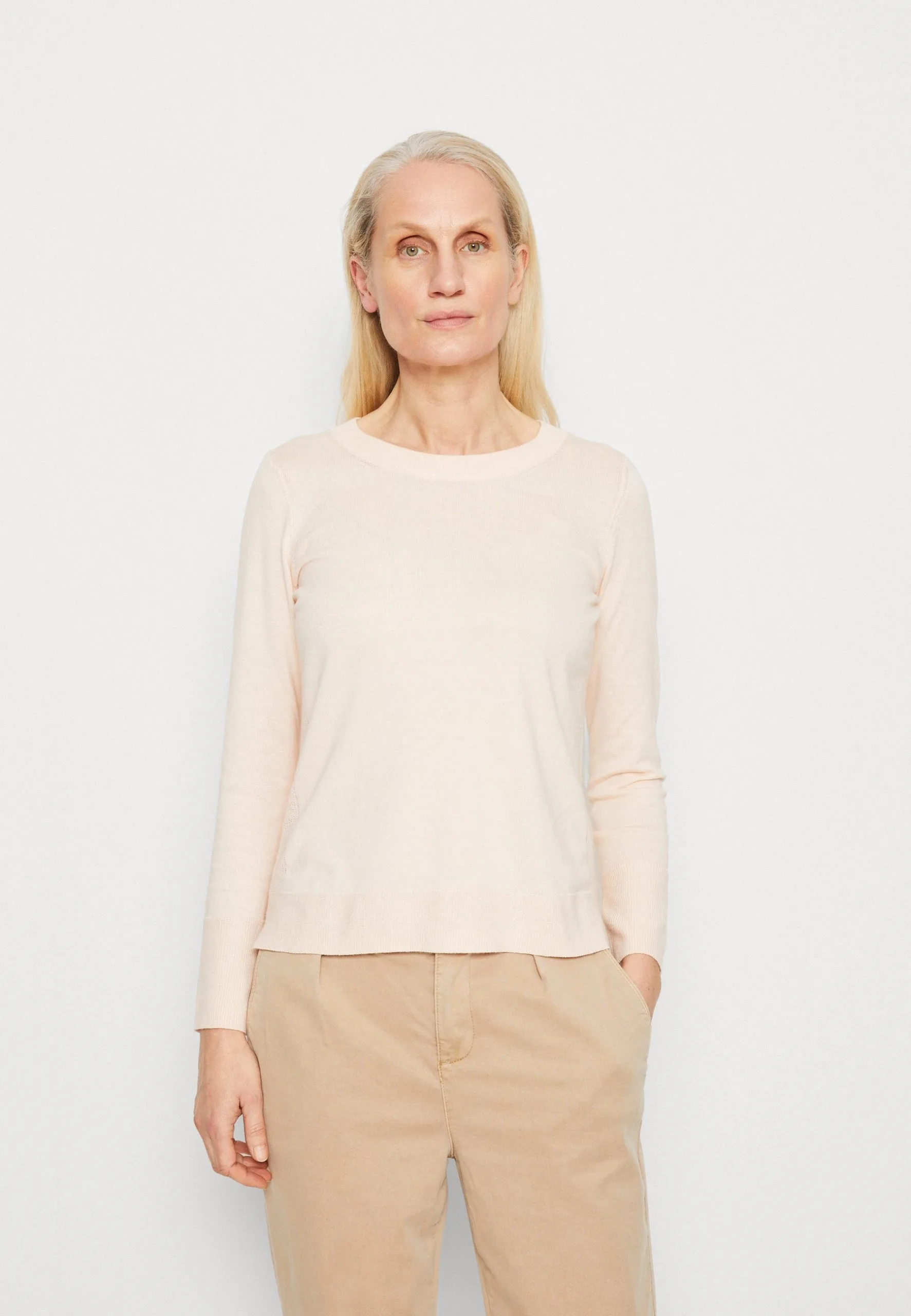 ESPRIT Roundneck- Strikkegenser - Pastel Pink 3 ESPRIT Roundneck- Strikkegenser - Pastel Pink