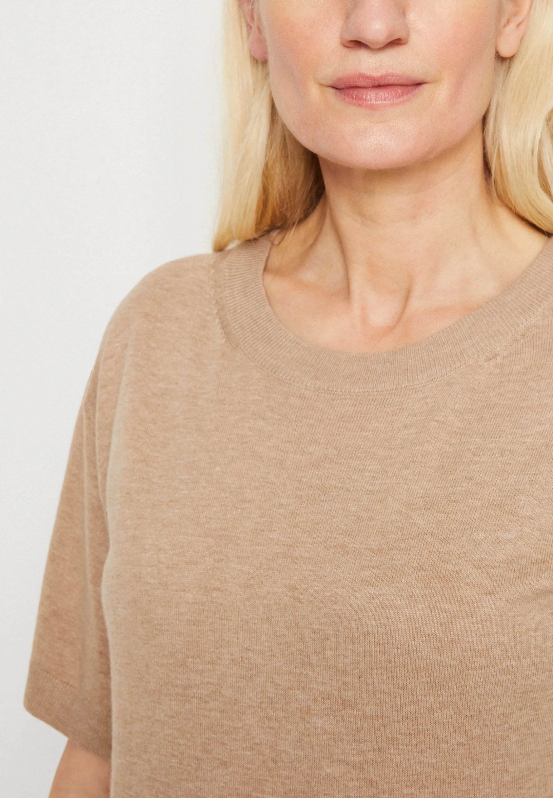 ESPRIT Dress - Strikket Kjole - Taupe 8 ESPRIT Dress - Strikket Kjole - Taupe - Bilde 6