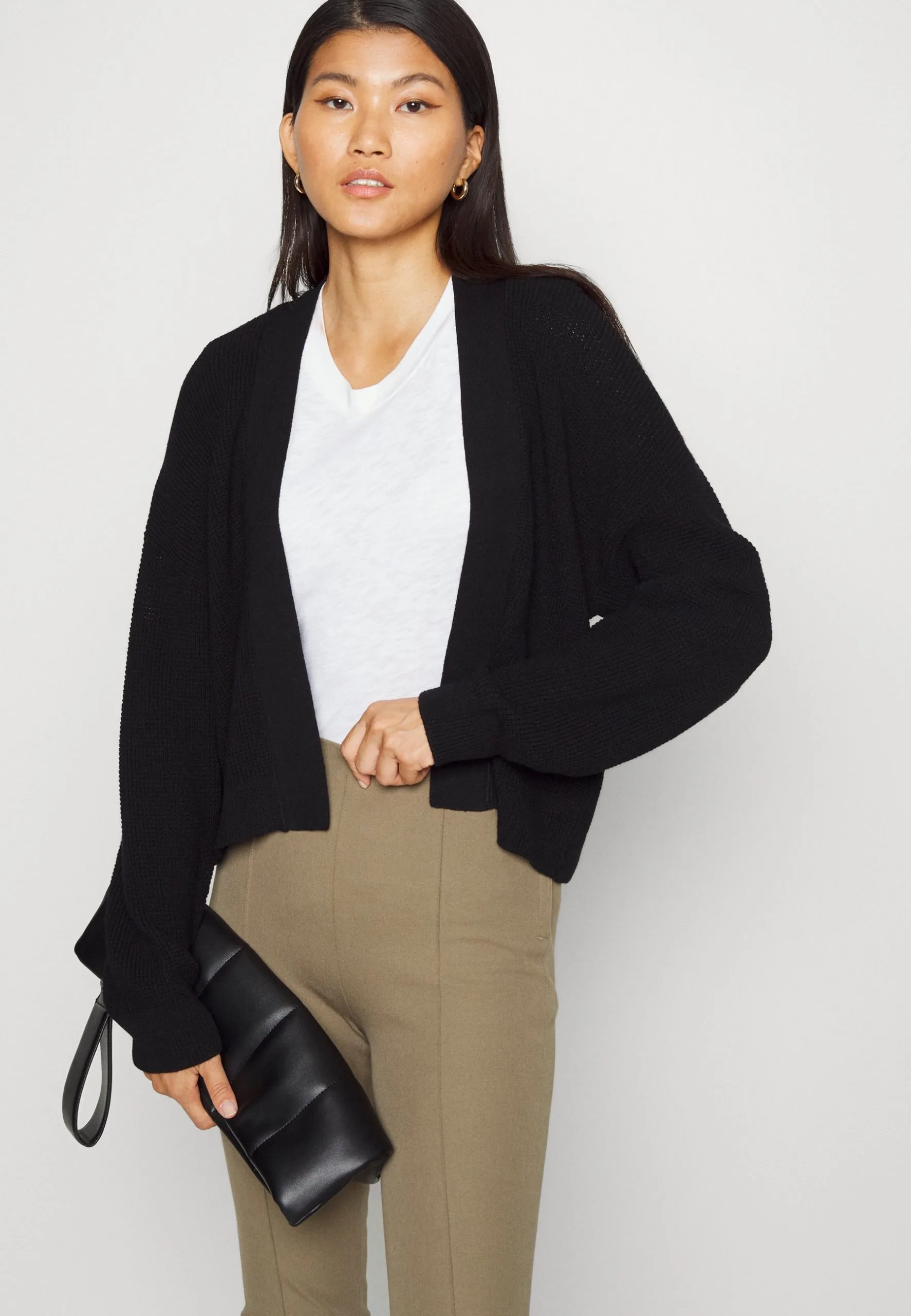 Edc By Esprit Crop Soft Short Open- Cardigan - Black 6 Edc By Esprit Crop Soft Short Open- Cardigan - Black - Bilde 4