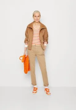 ESPRIT V Neck - Strikkegenser - Orange Red 9 ESPRIT V Neck - Strikkegenser - Orange Red -ESPRIT Butikk 495f4429ca944fe0bc8029a604f41c72