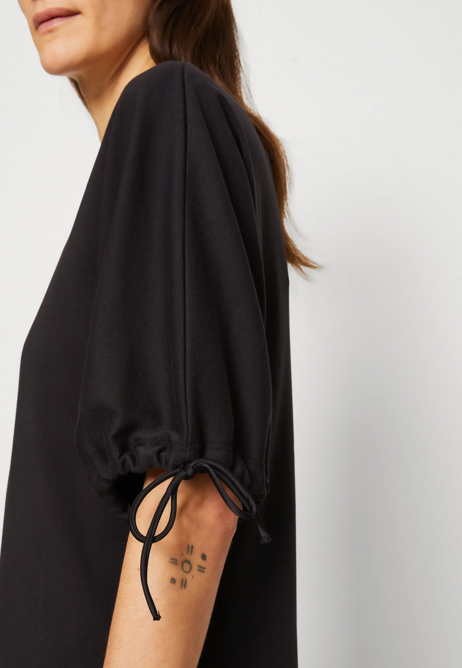 ESPRIT Dress- Jerseykjole - Black 8 ESPRIT Dress- Jerseykjole - Black - Bilde 6