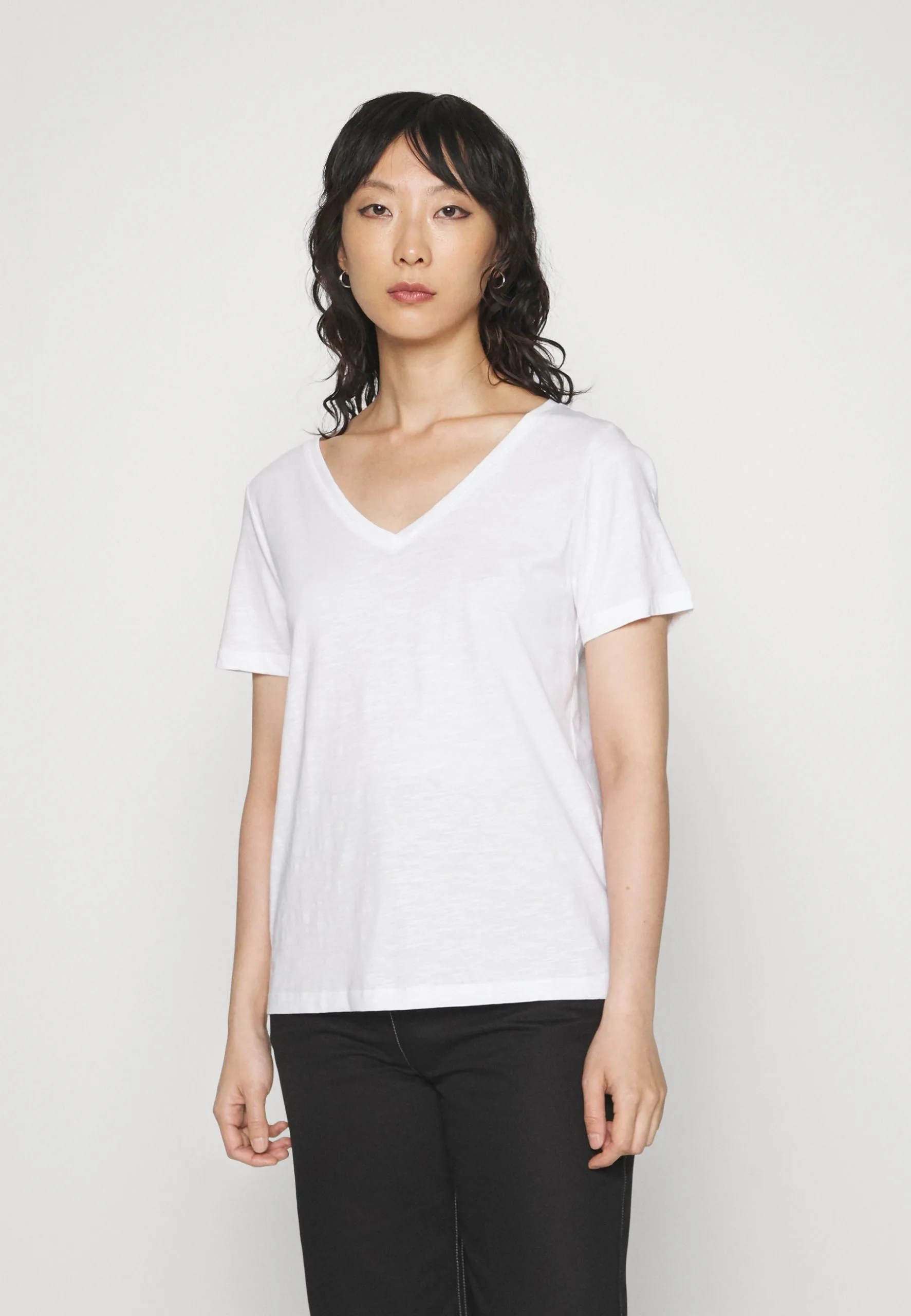 Edc By Esprit Slub V-Neck - T-Shirts - White 3 Edc By Esprit Slub V-Neck - T-Shirts - White