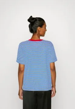 ESPRIT Striped Core - T-Shirts Med Print - Blue 10 ESPRIT Striped Core - T-Shirts Med Print - Blue -ESPRIT Butikk 4fdf73808f794f18a21ef85f1a1d201a