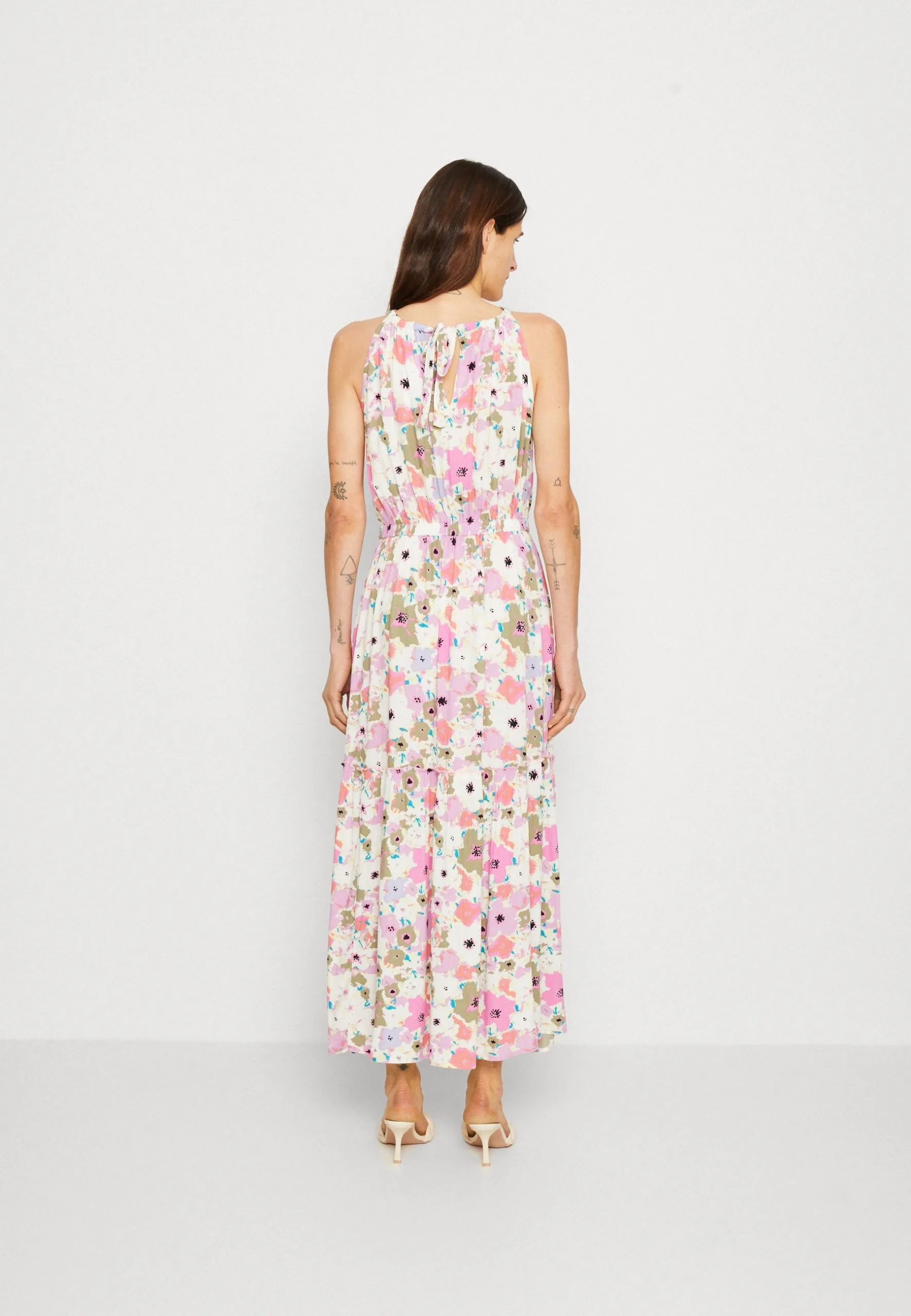 Edc By Esprit Neckholder Dress - Maxikjole - Pink 5 Edc By Esprit Neckholder Dress - Maxikjole - Pink - Bilde 3