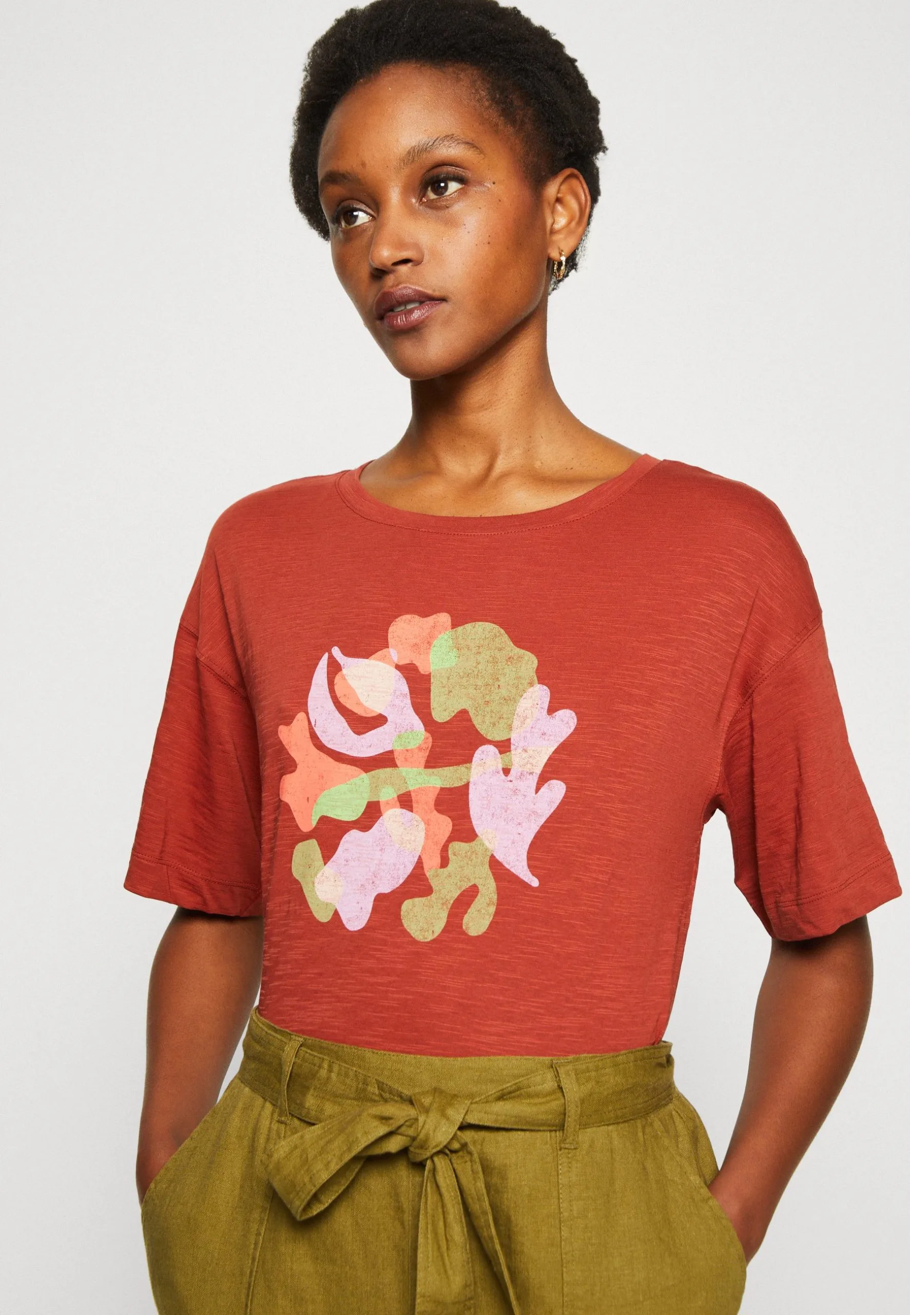 ESPRIT T-Shirts Med Print - Terracotta 6 ESPRIT T-Shirts Med Print - Terracotta - Bilde 4