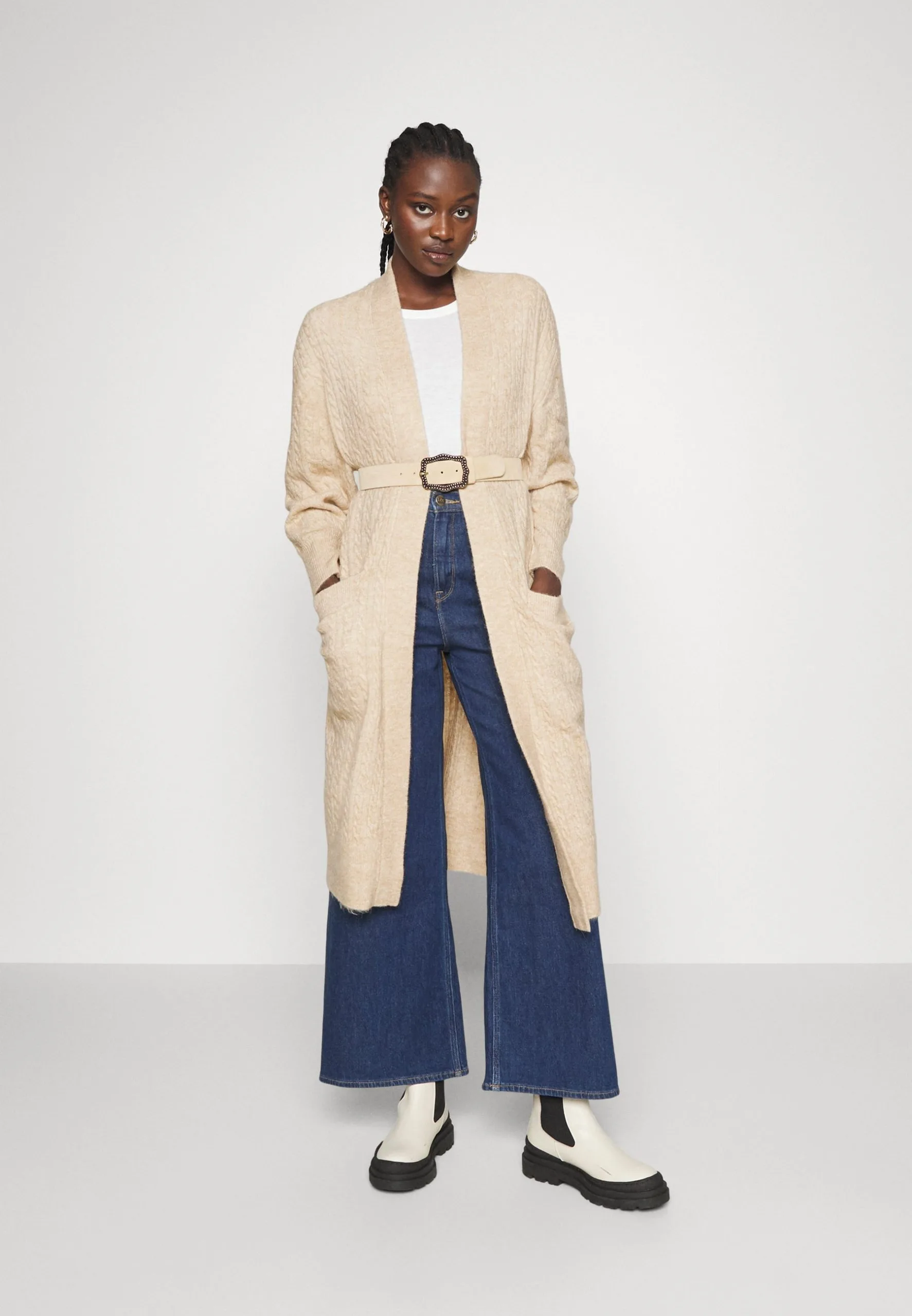 ESPRIT Cardigan - Sand 4 ESPRIT Cardigan - Sand - Bilde 2