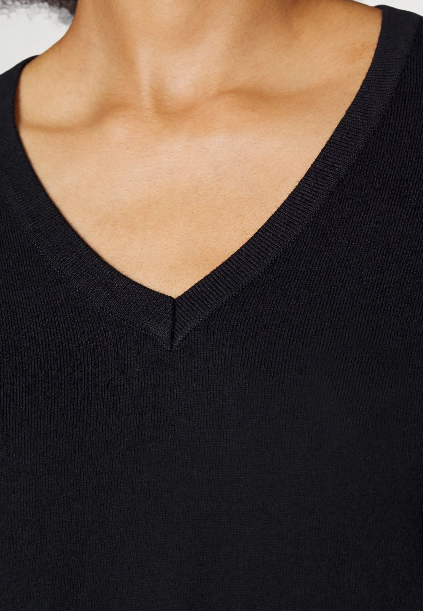 Edc By Esprit V Neck- Strikkegenser - Black 7 Edc By Esprit V Neck- Strikkegenser - Black - Bilde 5