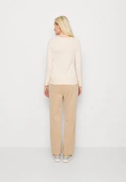 ESPRIT Roundneck- Strikkegenser - Pastel Pink 10 ESPRIT Roundneck- Strikkegenser - Pastel Pink -ESPRIT Butikk 5ab5aed710b548149f0ae1d2550a0fd8