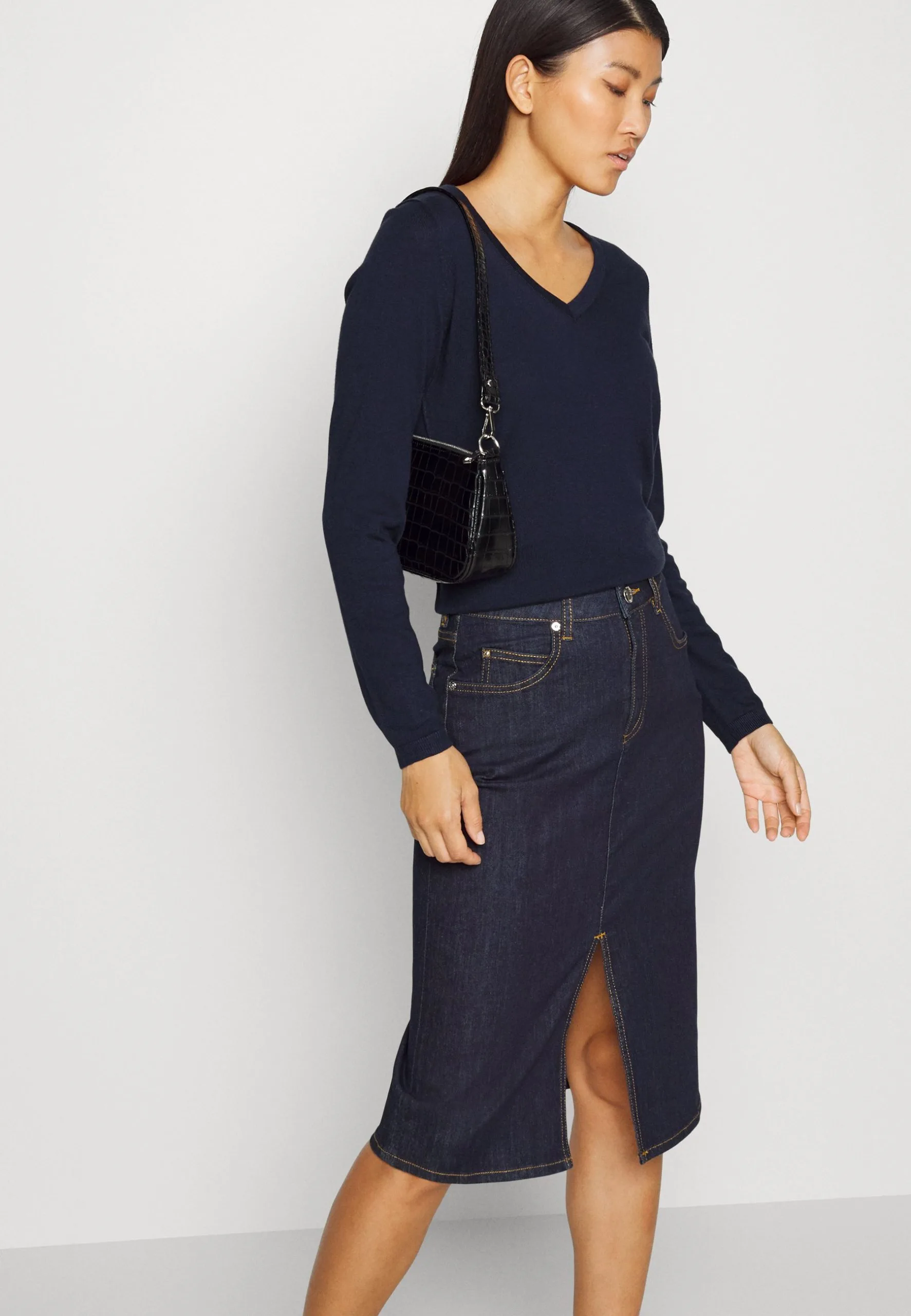 Edc By Esprit V Neck- Strikkegenser - Navy 6 Edc By Esprit V Neck- Strikkegenser - Navy - Bilde 4