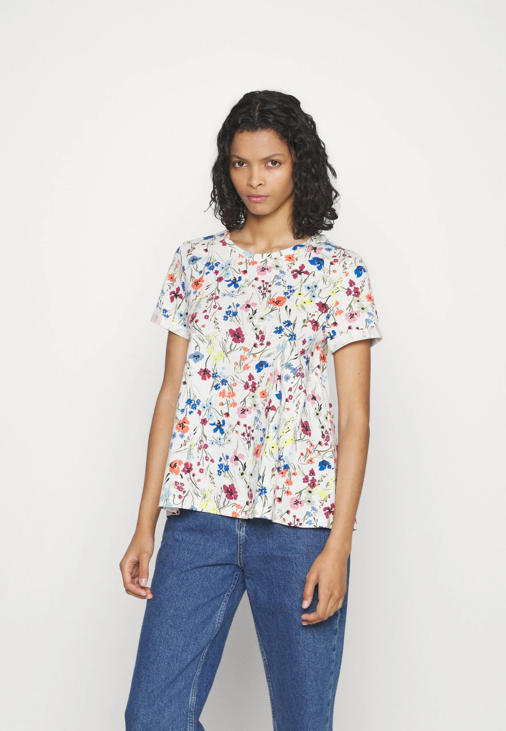 ESPRIT Core Tee - T-Shirts Med Print - Off White 5 ESPRIT Core Tee - T-Shirts Med Print - Off White - Bilde 3