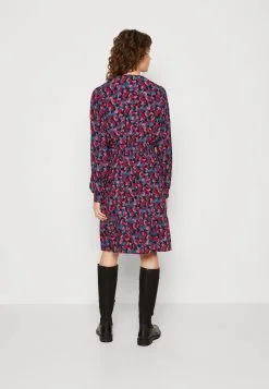 ESPRIT Tie - Kjole - Pink 10 ESPRIT Tie - Kjole - Pink -ESPRIT Butikk 605835e4f4e344d3953ca5acf212c003