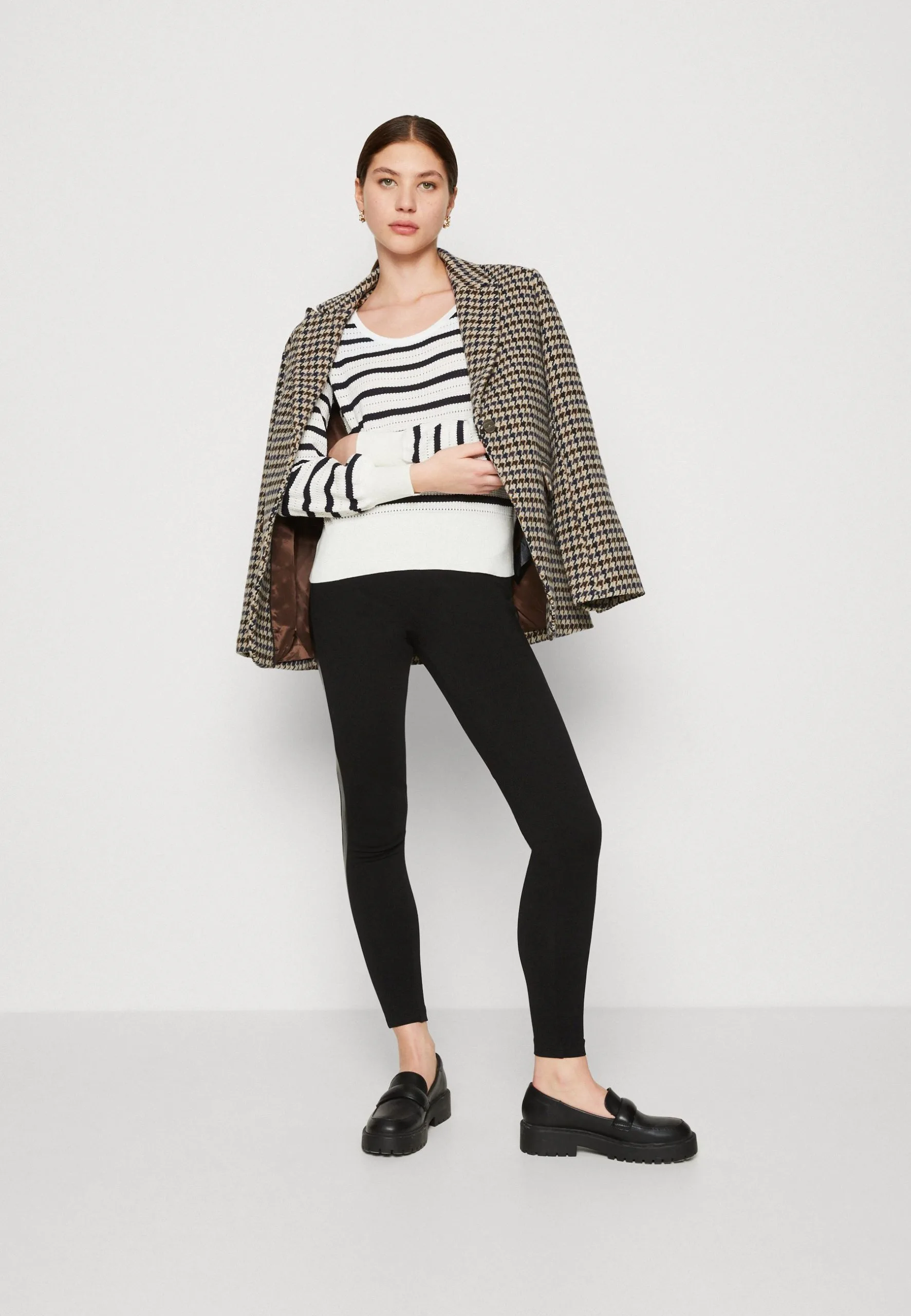 Edc By Esprit Strikkegenser - Off White 4 Edc By Esprit Strikkegenser - Off White - Bilde 2