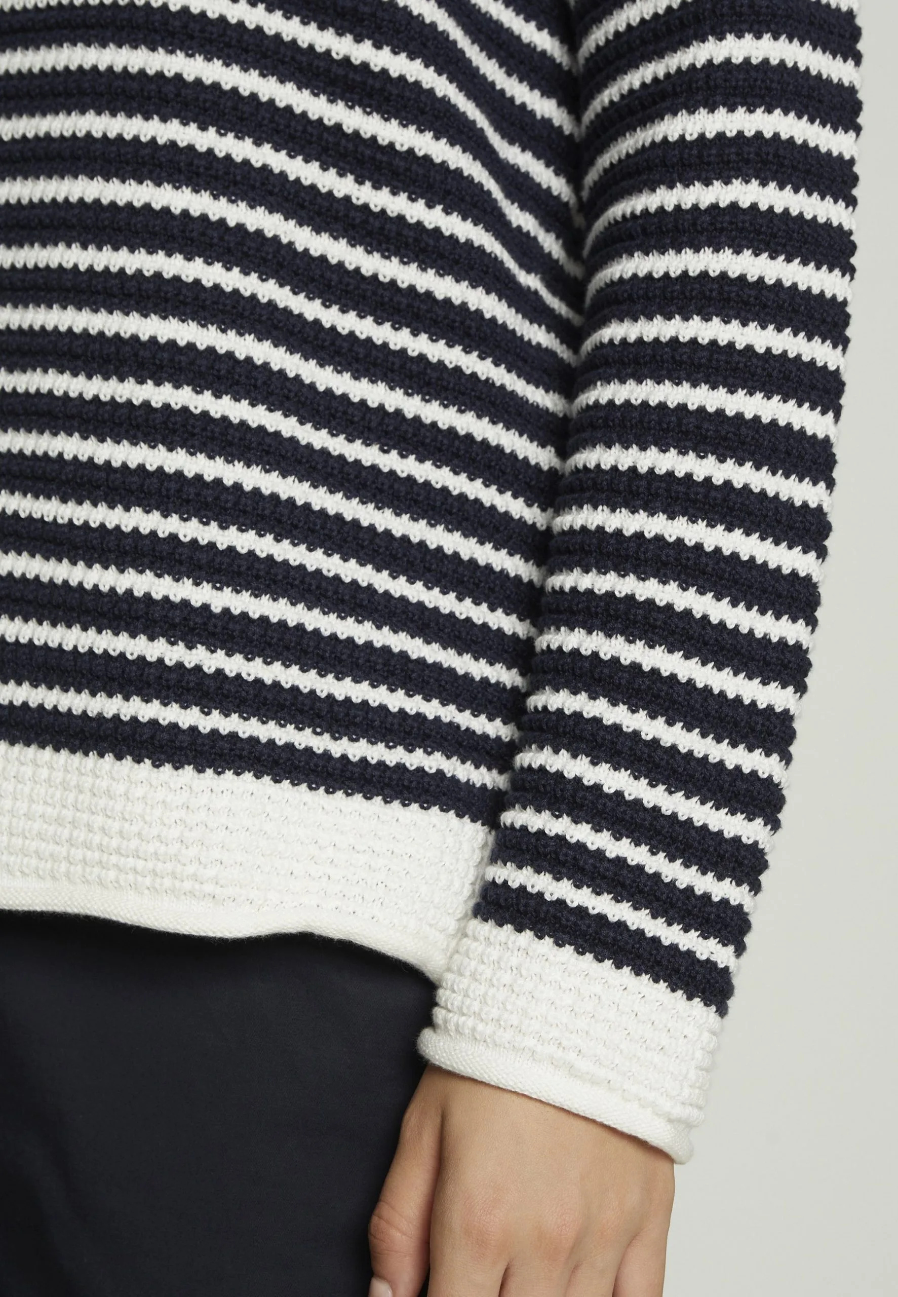 ESPRIT Sus Stich - Strikkegenser - Off-White/Blue 9 ESPRIT Sus Stich - Strikkegenser - Off-White/Blue - Bilde 7