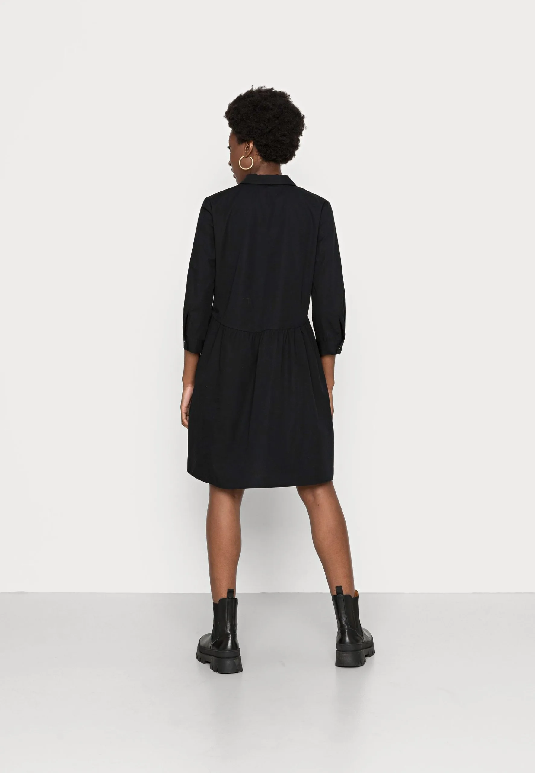 ESPRIT Dresses Light - Kjole - Black 5 ESPRIT Dresses Light - Kjole - Black - Bilde 3