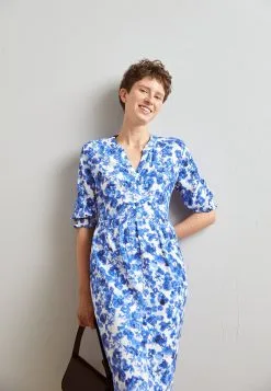 ESPRIT Dress - Kjole - Ice 12 ESPRIT Dress - Kjole - Ice -ESPRIT Butikk 6de0160a71f240c4abdf50ad95bf3165