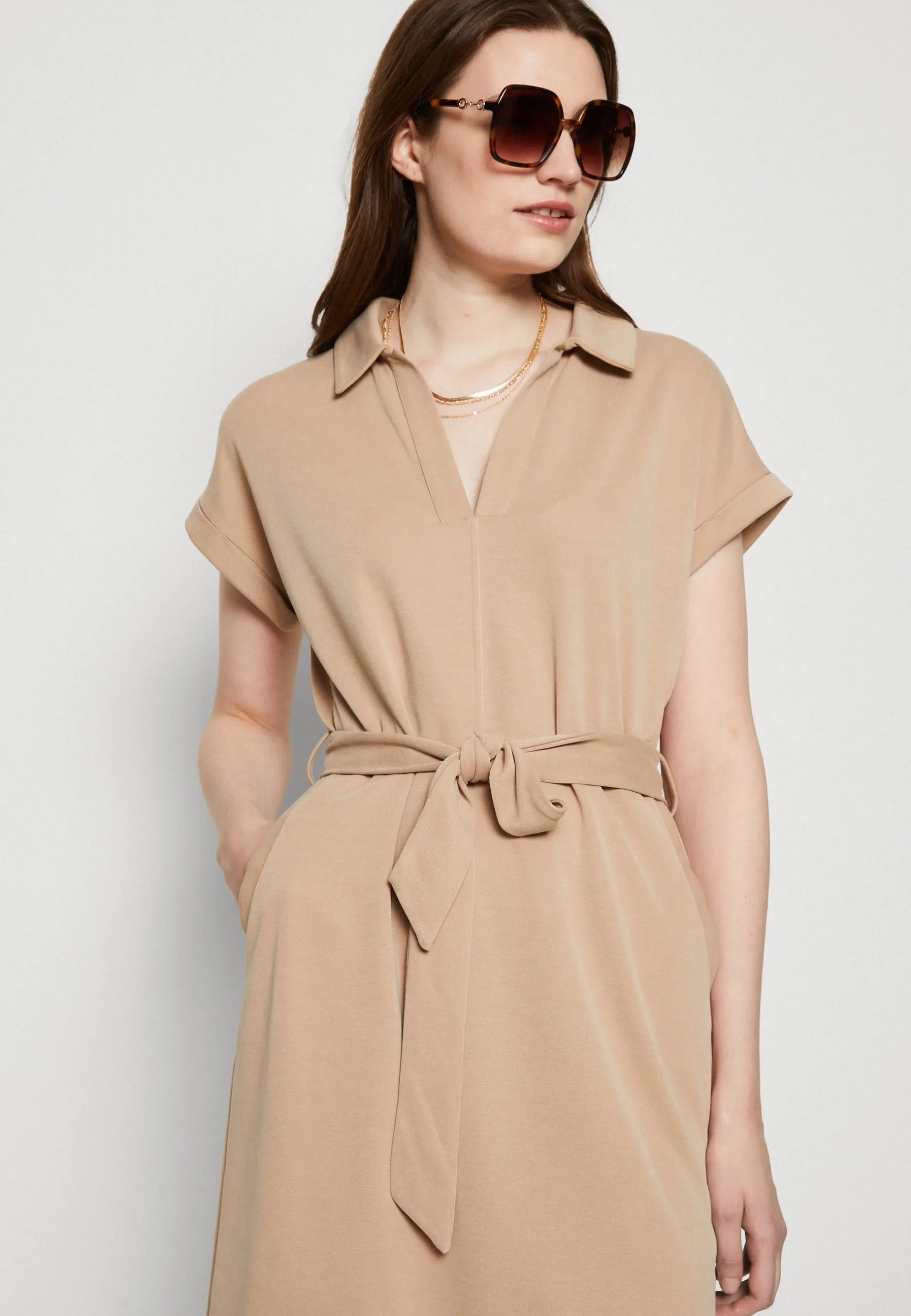 ESPRIT Dress - Jerseykjole - Taupe 6 ESPRIT Dress - Jerseykjole - Taupe - Bilde 4