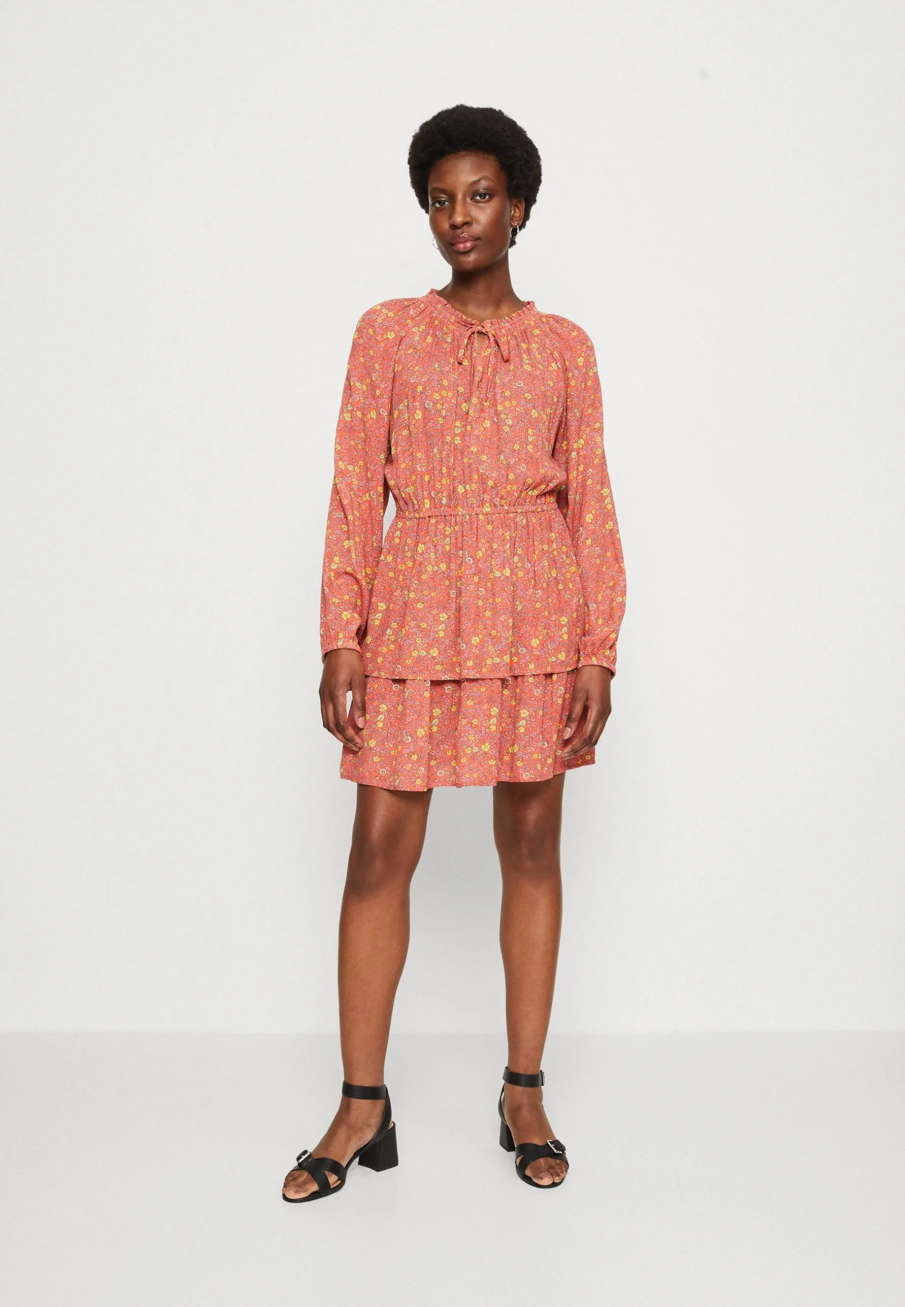 Edc By Esprit Cve Mini- Kjole - Coral Orange 3 Edc By Esprit Cve Mini- Kjole - Coral Orange