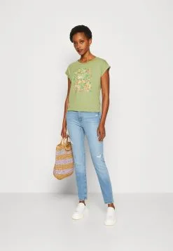 ESPRIT Stitch Detail - T-Shirts Med Print - Pistachio Green -ESPRIT Butikk 78fc9c7874ec459589109516046b5c7b