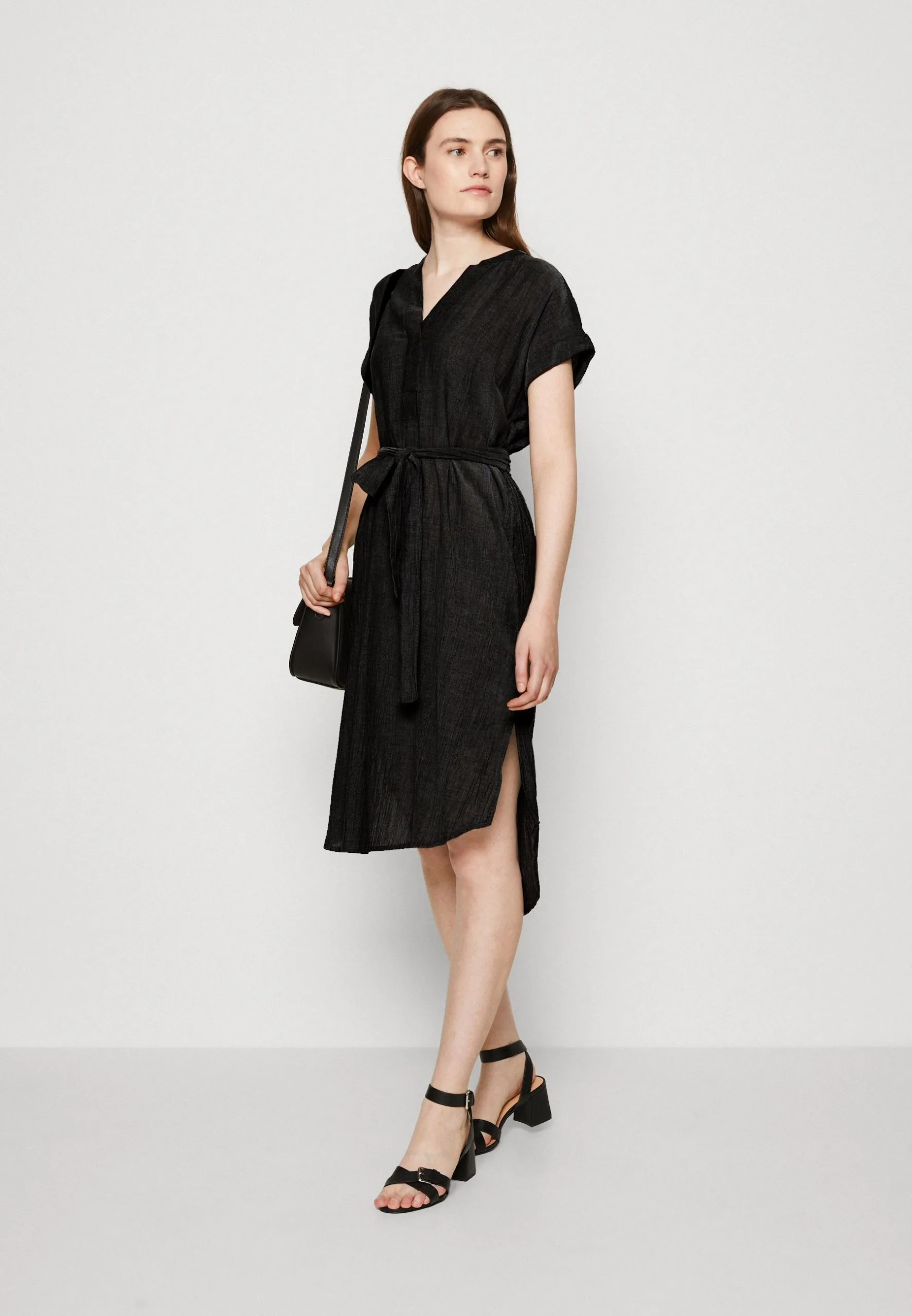 ESPRIT Dress- Kjole - Black 4 ESPRIT Dress- Kjole - Black - Bilde 2