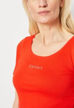 ESPRIT T-Shirts Med Print - Red 13 ESPRIT T-Shirts Med Print - Red -ESPRIT Butikk 7be7b5b81a8348348a8f6cbee644e86d
