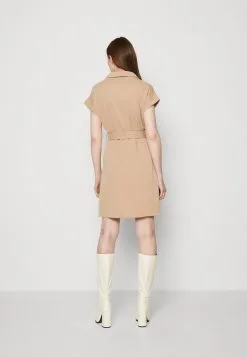 ESPRIT Dress - Jerseykjole - Taupe 10 ESPRIT Dress - Jerseykjole - Taupe -ESPRIT Butikk 8042e07899f74ba09ad5d40c4f1cd62d