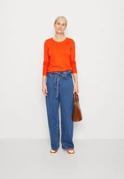 ESPRIT Roundneck- Strikkegenser - Orange Red 9 ESPRIT Roundneck- Strikkegenser - Orange Red -ESPRIT Butikk 9205b3cb8d214ea19b0bd5407b4a99a0